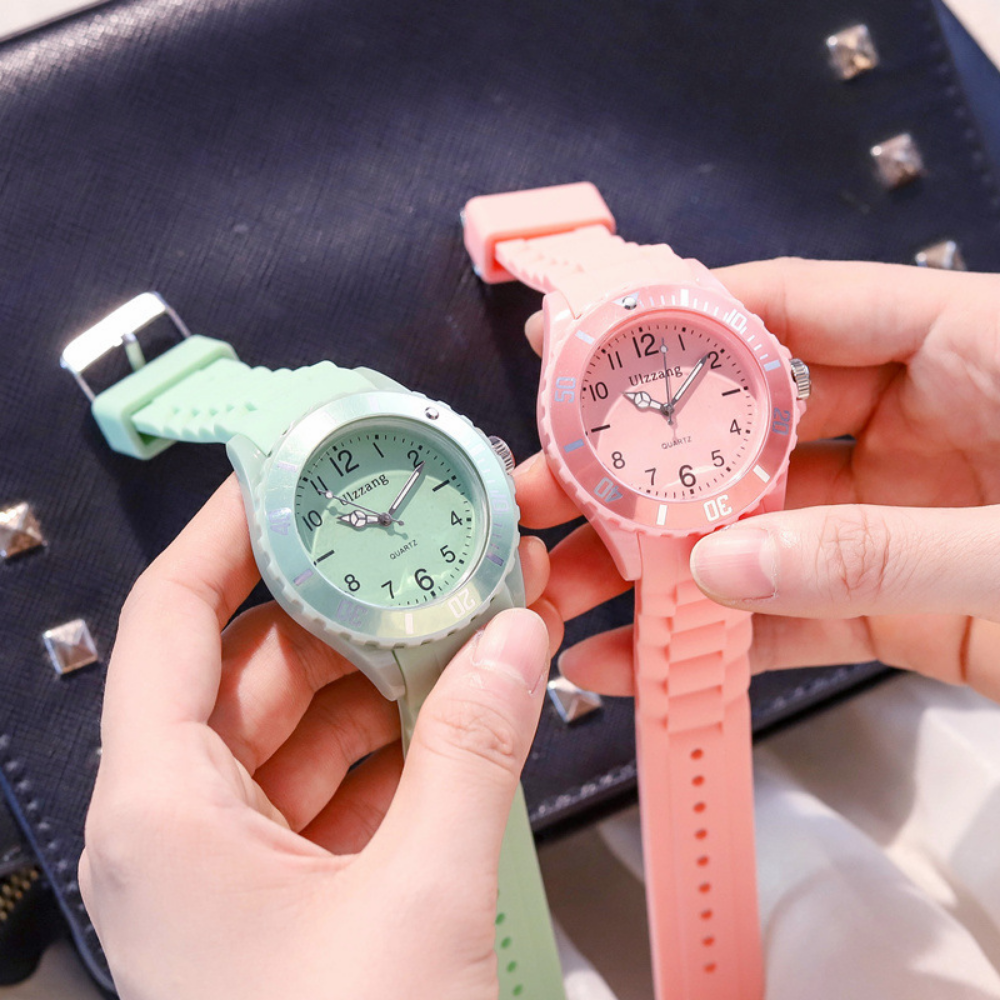 Analoge Kinderuhr mit Silikonarmband – große Ziffern, Drehring, stoßfest | Armbanduhr