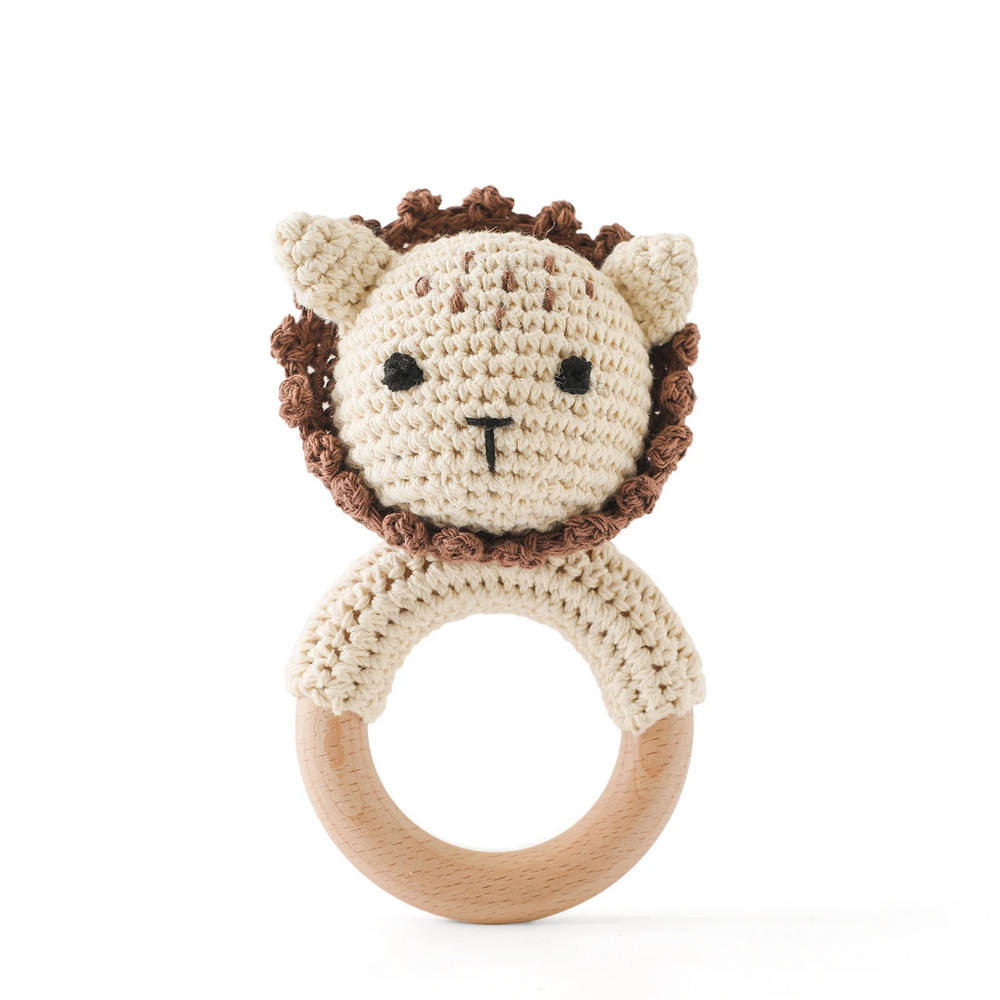 Gehäkelte Rassel mit Holzring Tierfigur – weiches Textil, griffig | Babyspielzeug Geschenk