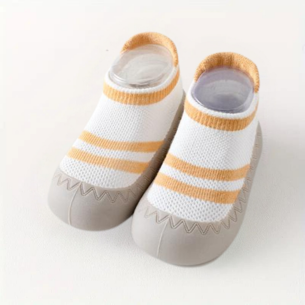 Barfuß Kinderschuhe mit rutschfester Sohle – Gesunde & sichere erste Schritte