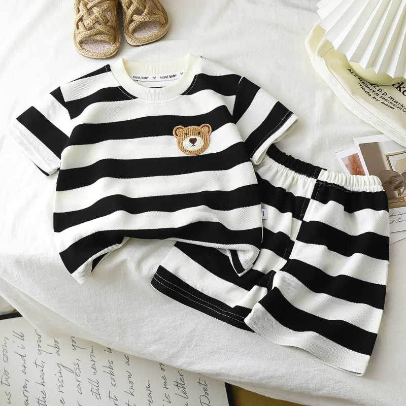 Gestreiftes 2-Teiliges Kinder-Outfit – Trendiges Set für Jungen & Mädchen
