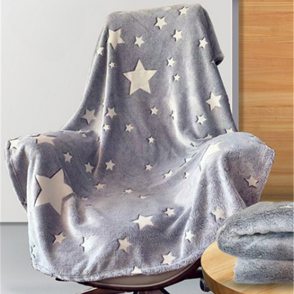 GlowNest™ Glow in the Dark Kinderdecke – Weich & Sicher für Besseren Schlaf