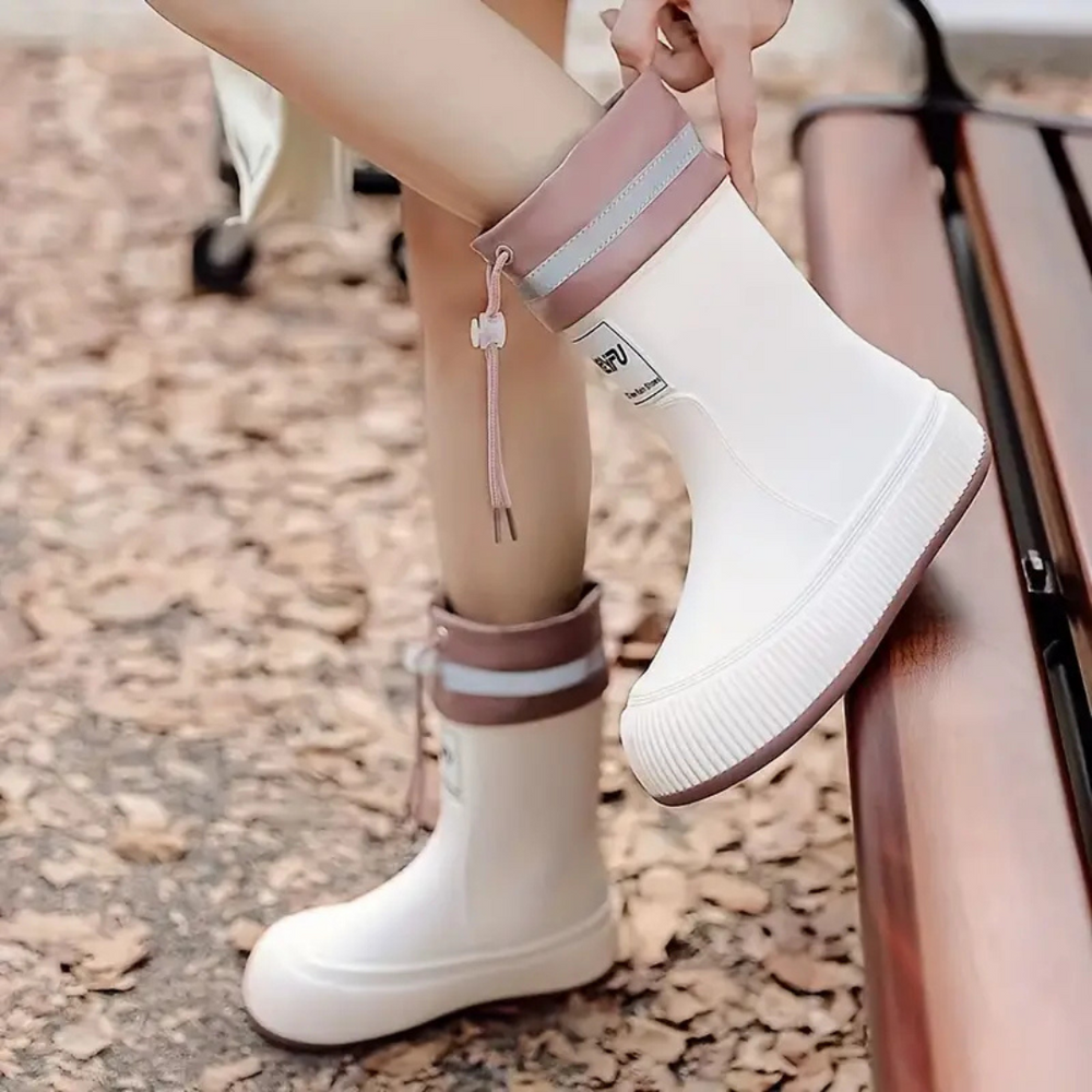 Kinderregenstiefel Wasserdicht mit Rutschfester Sohle | AquaStride LumoKids Sicher & Bequem