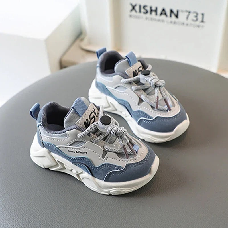 Kindersneakers Größe 21-28 – Leicht & Atmungsaktiv | Sportschuhe mit Elastischen Schnürsenkeln