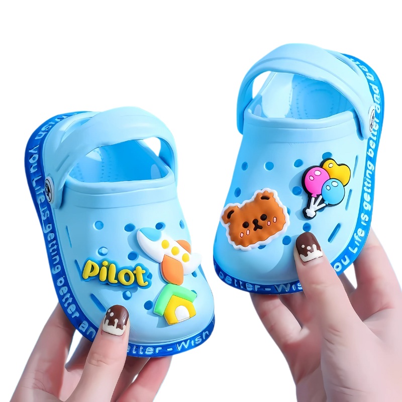 Kinder-Clogs mit Fersenriemen aus weichem PVC – leicht, luftig, zum Reinschlüpfen | Sommerschuhe