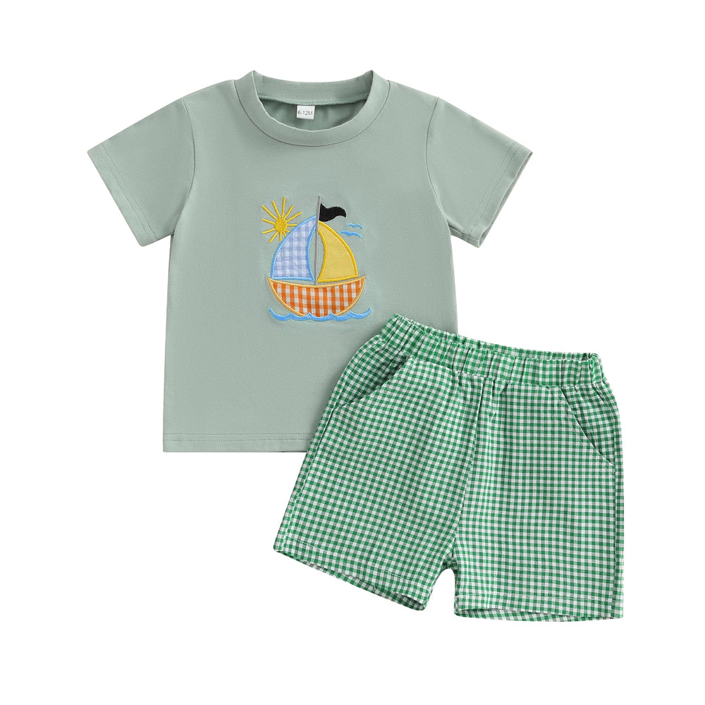 SailAway Sommer-Set Jungen | T-Shirt mit Segelboot & Grüner Karoshorts | Baumwolle & Polyester | 6 Mon.–4 Jahre | Sommer-Outfit für Kleinkinder