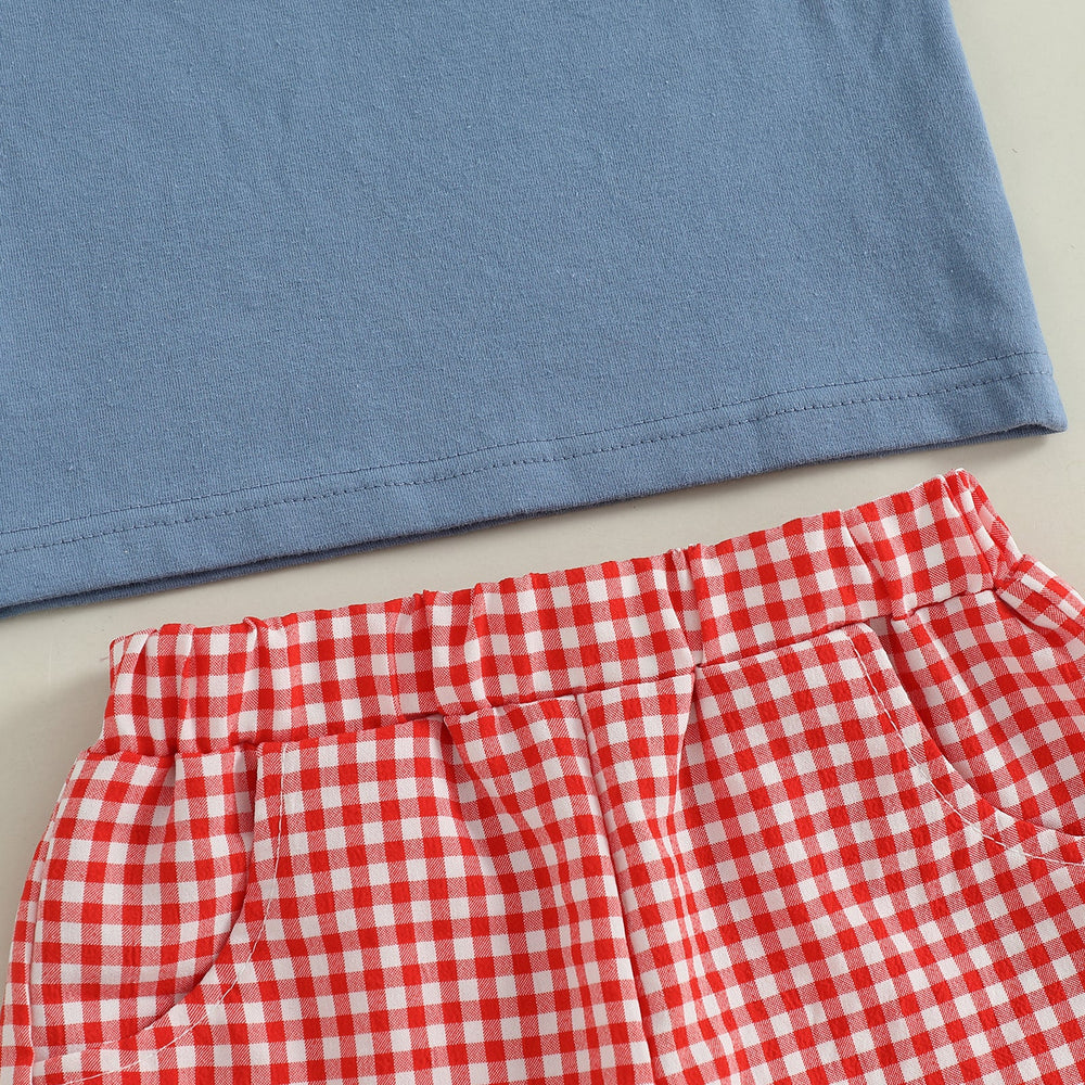 Checkered Truck Sommer-Set Jungen | T-Shirt mit Autos & Karierte Shorts | 6 Monate–4 Jahre | Baumwolle & Polyester | Blau & Rot