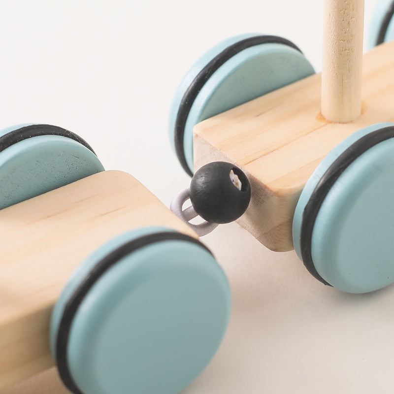 Holzzug mit Tieren Regenbogen – Koppelbares Spielzeug für Kleinkinder, Nachhaltiges Holz, ab 1 Jahr