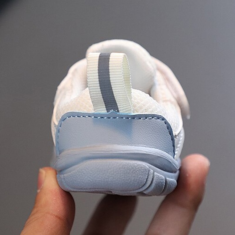 Kindersneaker mit flexibler Sohle – atmungsaktiv, rutschfest, Klettverschluss | Lauflernschuhe