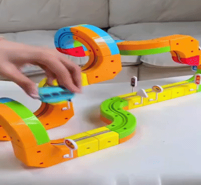 Magnetische Zugstrecke zum Selberbauen – 51 oder 81 Teile, USB-Zug | Konstruktionsspielzeug