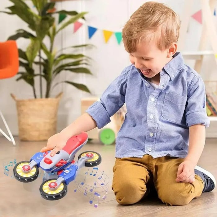 MotoFlash Elektrisches Motorrad mit LED-Lichtern und Musik – 360° Drehbares Spielzeug für Kinder