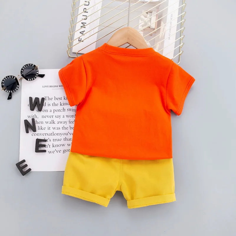Sommer-Set für Jungen 0-5 Jahre – Löwenprint-Shirt + Shorts aus atmungsaktivem Baumwollstoff | WildSteps
