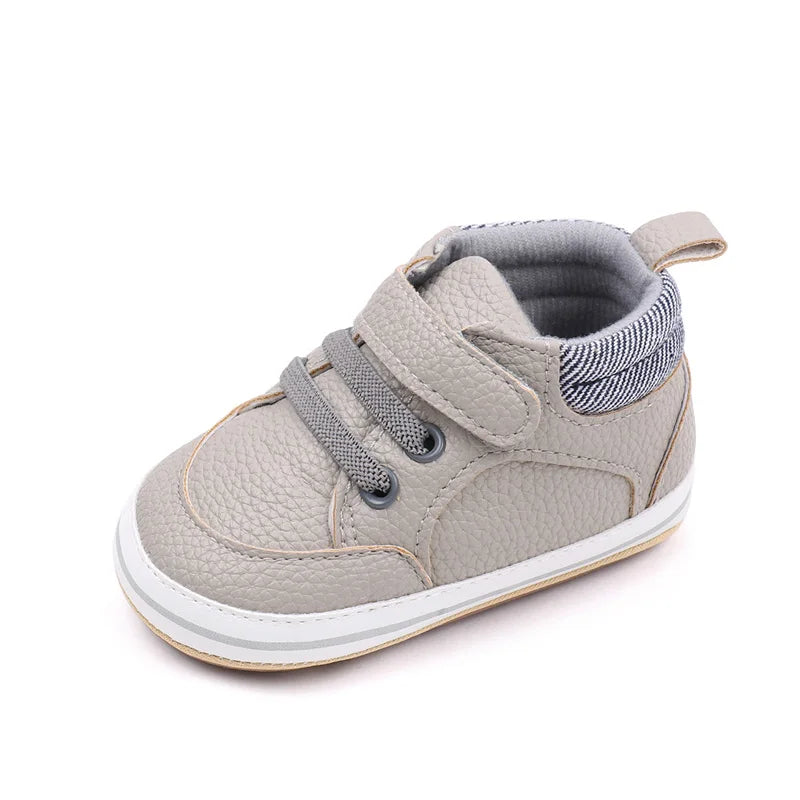 Babyschuhe für die ersten Schritte – Weiche Schlupfschuhe mit flexibler Sohle (6–36 Monate)
