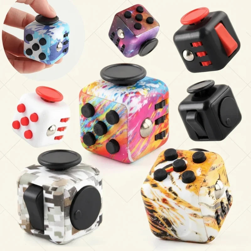 Fidget Cube mit 6 taktilen Seiten – leise Klickknöpfe, Stahlkugel, Taschenformat | Handspielzeug