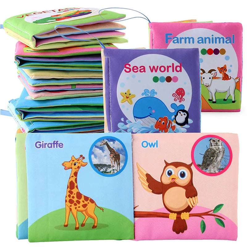 Stoffbuch für Babys mit Schwänzchen – Geräusche, Baumwolle, 15x14 cm | Sensorikspielzeug