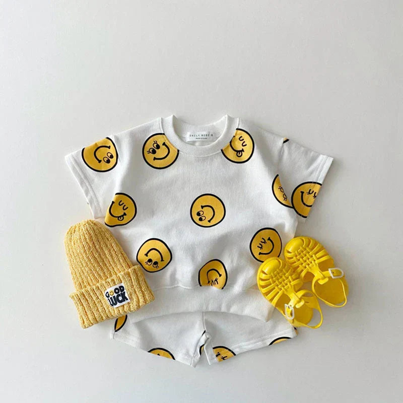 Comfortable Kinder Smiley Set – Weiches, Atmungsaktives & Unisex Outfit 0–5 Jahre