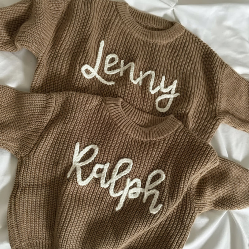 Babypullover mit gesticktem Namen – dicker Baumwollmix, Rundhals | personalisierte Babykleidung