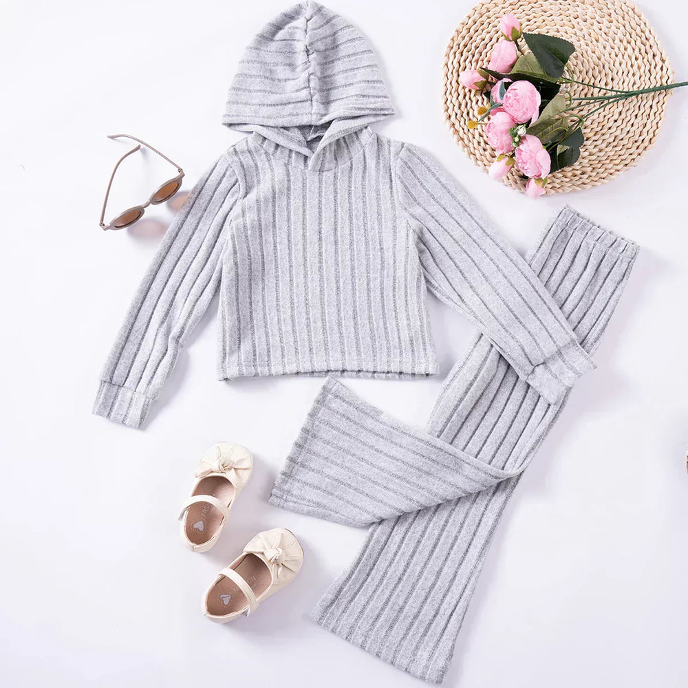 ComfortFit Trainingsanzug für Mädchen – Weich, Stretchy & Stilvoll für Aktive Kids 2–4 Jahre