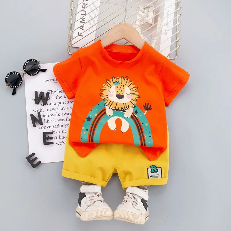 Sommer-Set für Jungen 0-5 Jahre – Löwenprint-Shirt + Shorts aus atmungsaktivem Baumwollstoff | WildSteps